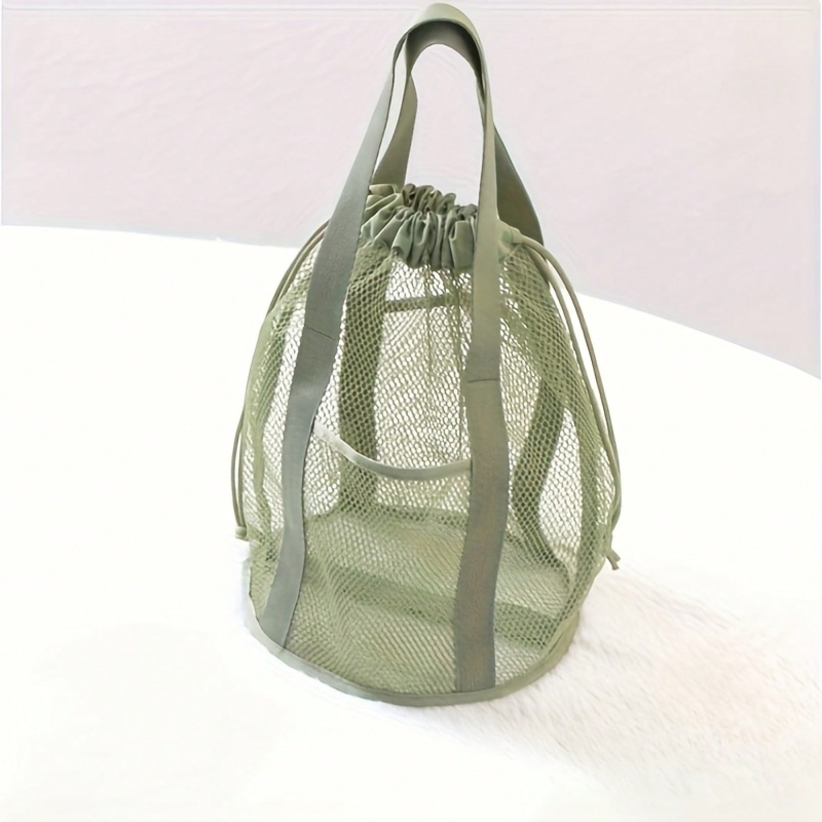 Outdoor Camping Stores - A Random Color Large-Capacity Mesh Bag,